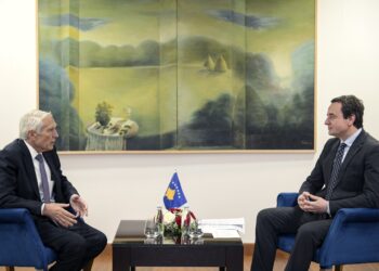 Kurti dhe Clark flasin për planet zhvillimore të Kosovës