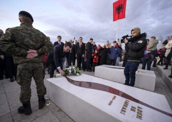Kurti në Prekaz: 28 Nëntori, datë themeltare e identitetit kombëtar të shqiptarëve
