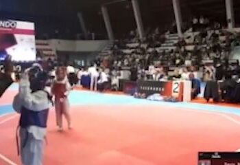 KOMF i quan shqetësuese pamjet ku trajneri shihet duke goditur taekwondisten