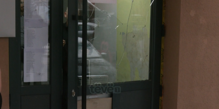 Zveçani nuk gjeti qetësi as më 28 Nëntor