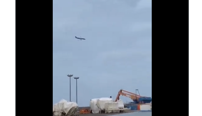 Rrëzohet avioni i Azerbajxhanit në Kazakistan