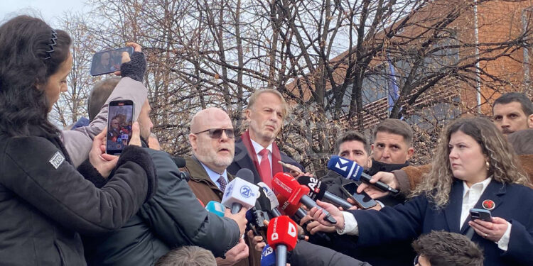 Hovenier: Në këtë pikë SHBA-ja s’është në gjendje të thotë kush qëndron prapa sulmit në Ibër-Lepenc