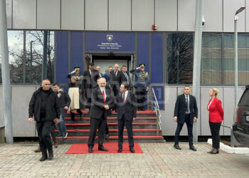 Përfundon takimi Kurti-Rama, nënshkruhet marrëveshje