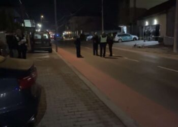 Vdes 65-vjecari në Mitrovicë pasi u godit nga vetura