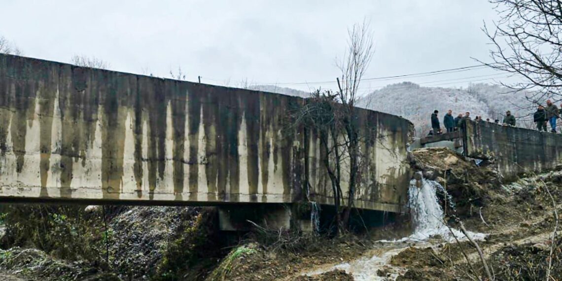Kthehet në normalitet furnizimi me ujë për zonat e prekura nga sulmi në Zubin-Potok