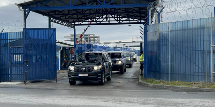 Kilaj, Smakaj e Fazliu nisen për në Hagë