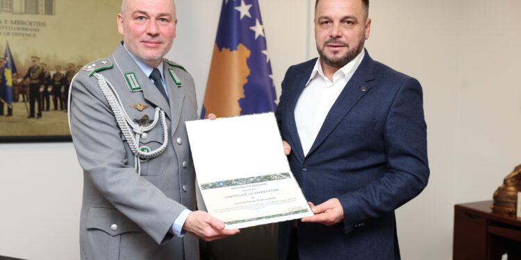 Maqedonci priti në takim lamtumirës nënkolonelin Palkowitsch