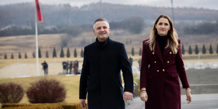 Familja Jashari mohon që Besarta do të jetë pjesë e garës për deputete