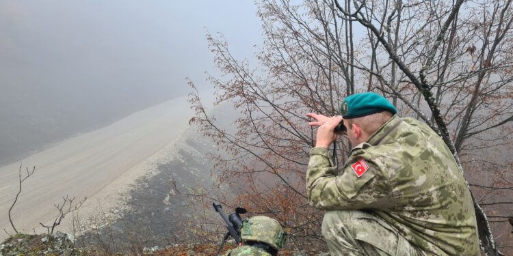 Ushtarët e FSK-së trajnohen nga ushtria turke për patrullimet kufitare