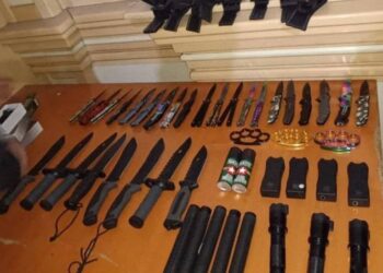 Sekuestrohen armë të ftohta në tregun e automjeteve