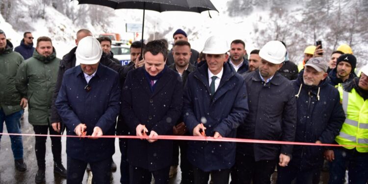 Kurti, Aliu e Durmishi përurojnë aksin rrugor Zhur-Brod