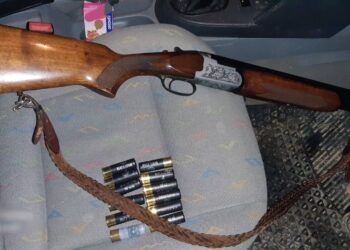 Policia sekuestron armë të ndryshme në Podujevë