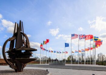 Vendet e NATO-s rrisin shpenzimet për mbrojtje