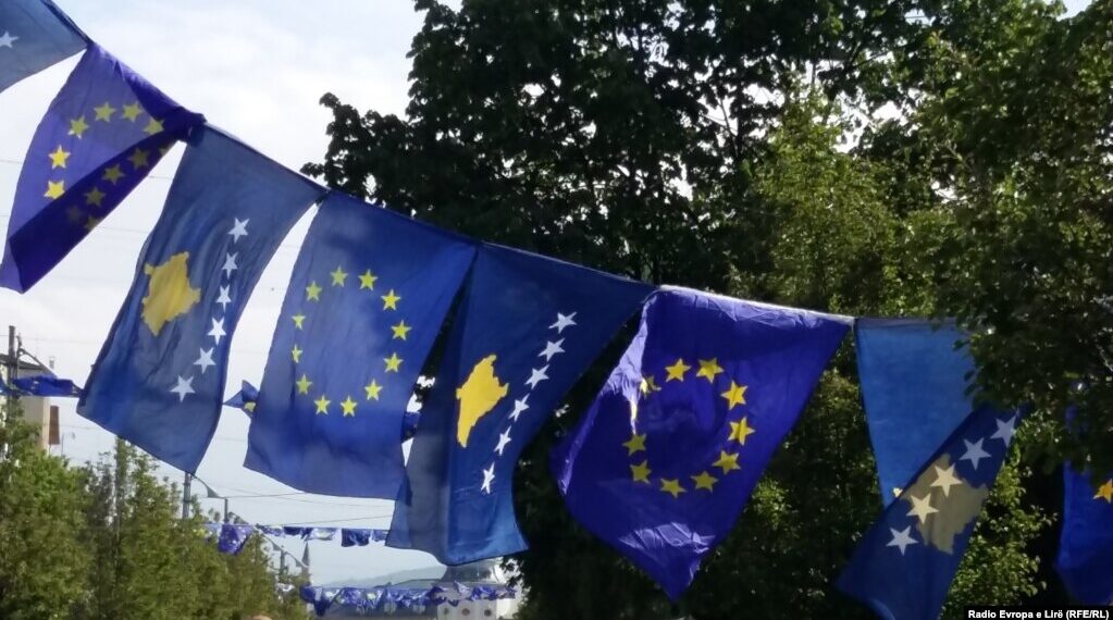 Këshillit të BE-së i kërkohet ta shqyrtojë aplikimin e Kosovës për anëtarësim