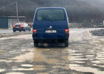 ​Vështirësohet qarkullimi në rrugën Podujevë – Prishtinë