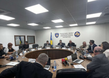 KQZ kërkon që votimi jashtë vendit të bëhet në ambasada, refuzohet kërkesën e MPJD-së