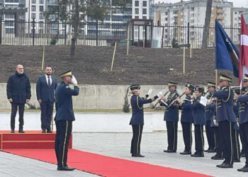 Maqedonci pret me ceremoni zyrtare homologun e Letonisë