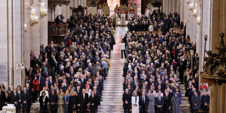 Pesë vjet pas zjarrit, rihapet katedralja Notre Dame