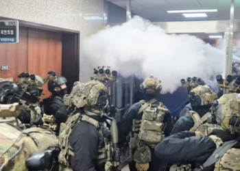 Presidenti i Koresë së Jugut thotë se do të tërheqë vendimin për gjendjen e luftës