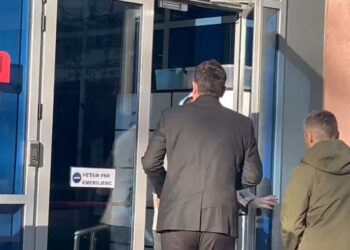 Erion Veliaj paraqitet në SPAK, për hetimin për korrupsion