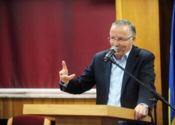 Bedri Hamza premton 50% rritje të pagave për mantelbardhët