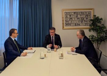 Lajçak: Kosova ta themelojë Asociacionin, Serbia t’i njohë simbolet e Kosovës