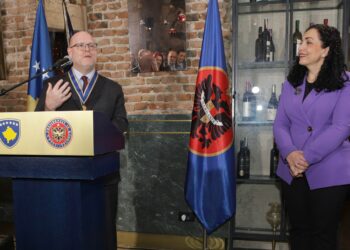 Hovenier: Ka qenë privilegj i madh të shërbej si ambasador i SHBA-së në Kosovë