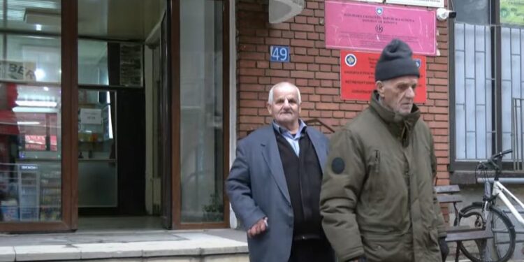 Çfarë thonë pensionistët për shtesën prej 100 euro?