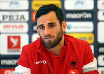 Ish-kapiteni Mavraj kandidat për deputet nga “Lista për Familjen”