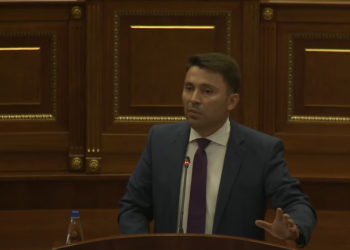 Rrustemi: Për keqardhje që disa zëra opozitarë kanë zgjedhur ta minimizojnë sulmin në Ibër-Lepenc