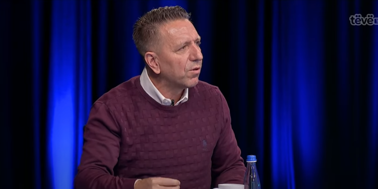 Hoxhaj: Qeveria komunikon me telefona të hapur