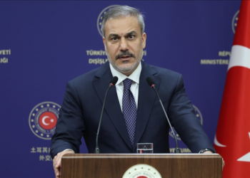 Ministri i Jashtëm turk: Siria ka hyrë në një fazë të re, duhet ta mbështesin ndërkombëtarët