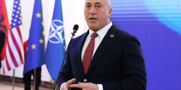 Haradinaj: Katedralja Notre-Dame, simbol i kulturës franceze dhe botës