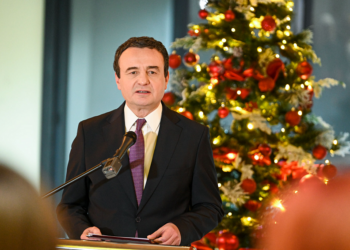 Kurti uron Krishtlindjen: U bëftë më e mira për të gjithë