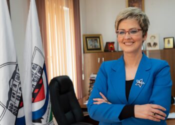 Sinani: Shqiptarët e Luginës fitojnë të drejta pronësore në Kosovë