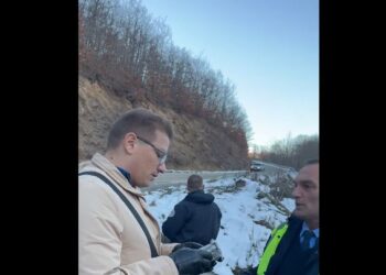 Politikanit serb në veri i konfiskohet droni, bëri xhirime pa autorizim
