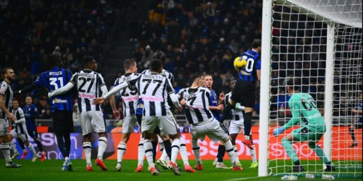 Kristjan Asllani i lumtur me golin nga korneri ndaj Udineses