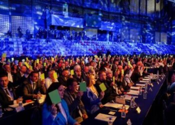 LDK-ja dorëzon listën e kandidatëve për deputetë në KQZ