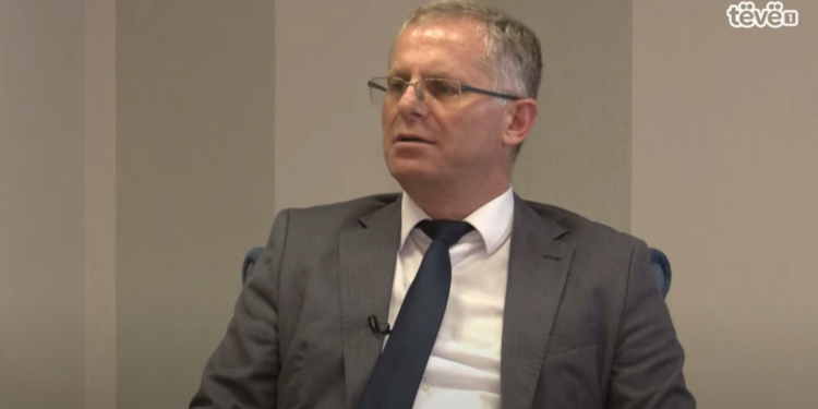 Bislimi: Serbia s’ka të drejtë të pengojë mbështetjen e Kosovës për shqiptarët e Luginës së Preshevës