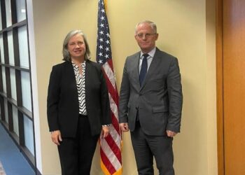 Bislimi takon zyrtaren e lartë të ShBA-së, flasin për sulmin në Ibër-Lepenc