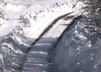 Rrugët në Jezerc me borë, Komuna s’tregon pse nuk ka kompani për pastrimin e rrugëve