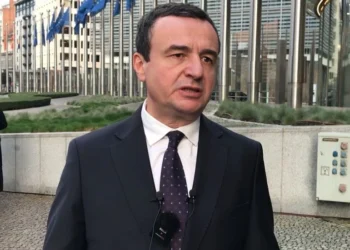 Kurti kërkon nga BE insistim për Marrëveshjen e Ohrit