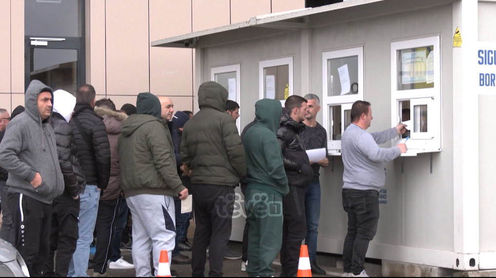 Mërgimtarët ia mësyjnë Kosovës për festat e fundvitit