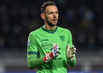 Egnatia synon Etrit Berishën