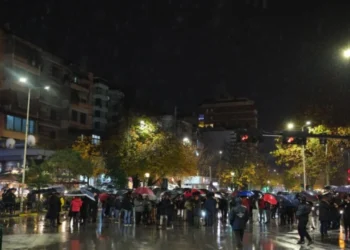 Protesta e opozitës në Tiranë, çfarë ndodhi?