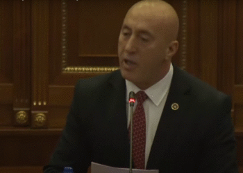 ​Haradinaj kritikon Kurtin, disa ministra dhe deputetë largohen nga salla