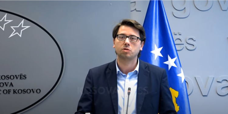 Murati tregon se kur mund të dalin 100 eurot shtesë për fëmijët dhe pensionistët