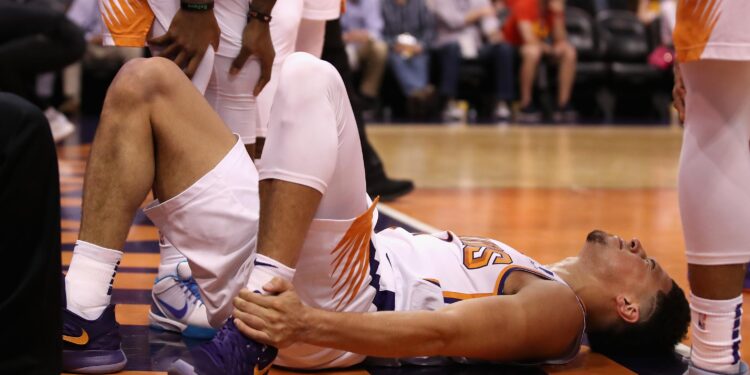 Booker mungesë e madhe për Phoenix, mungon dhe ndaj Denverit