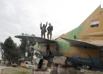 Forcat opozitare siriane kapin burgun qendror të Homsit