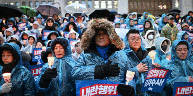 Partia në pushtet në Korenë e Jugut kërkon largimin e presidentit